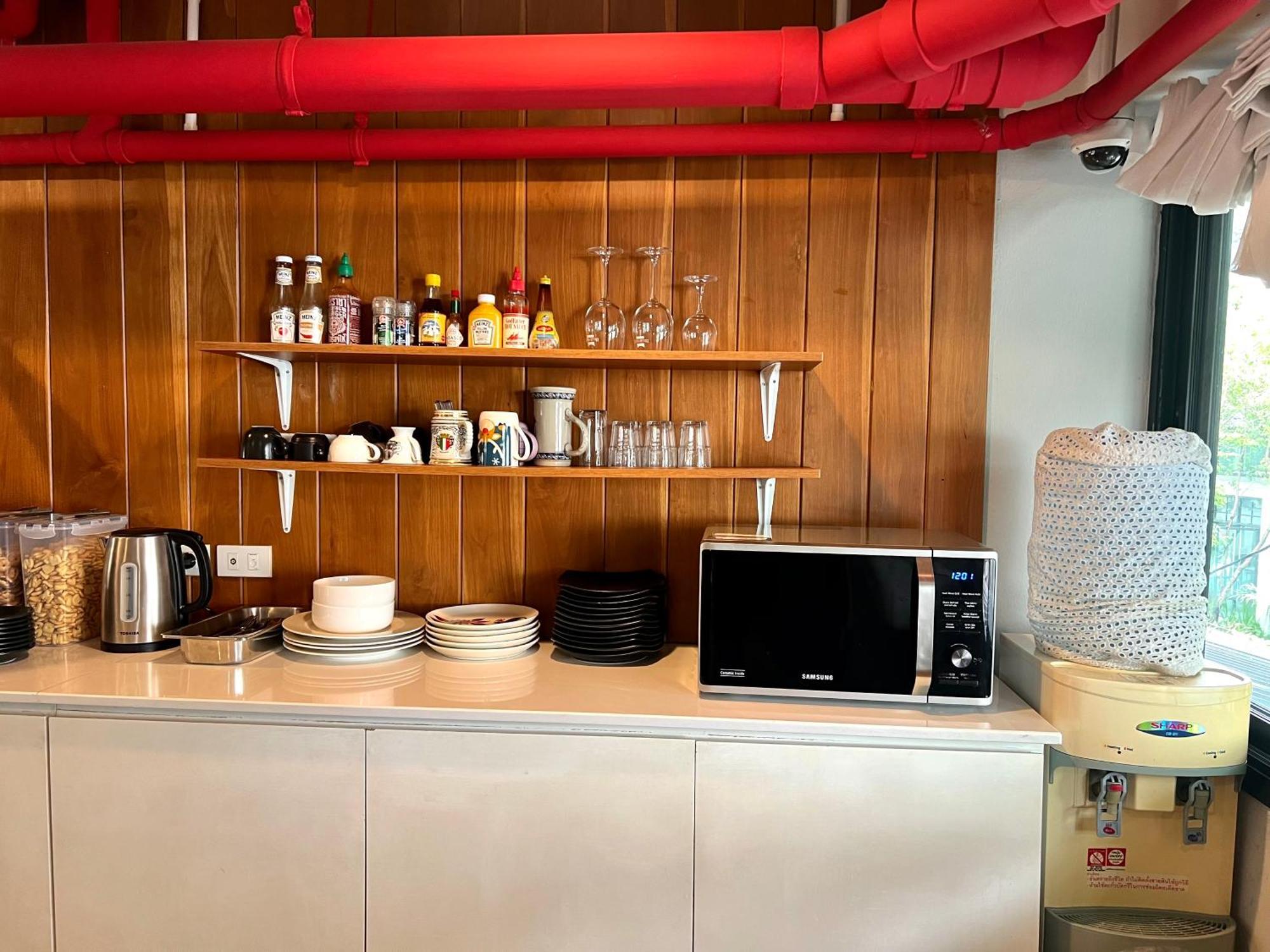 Hobnob Hostel (Adults Only) - Chiang Mai — Photos 1