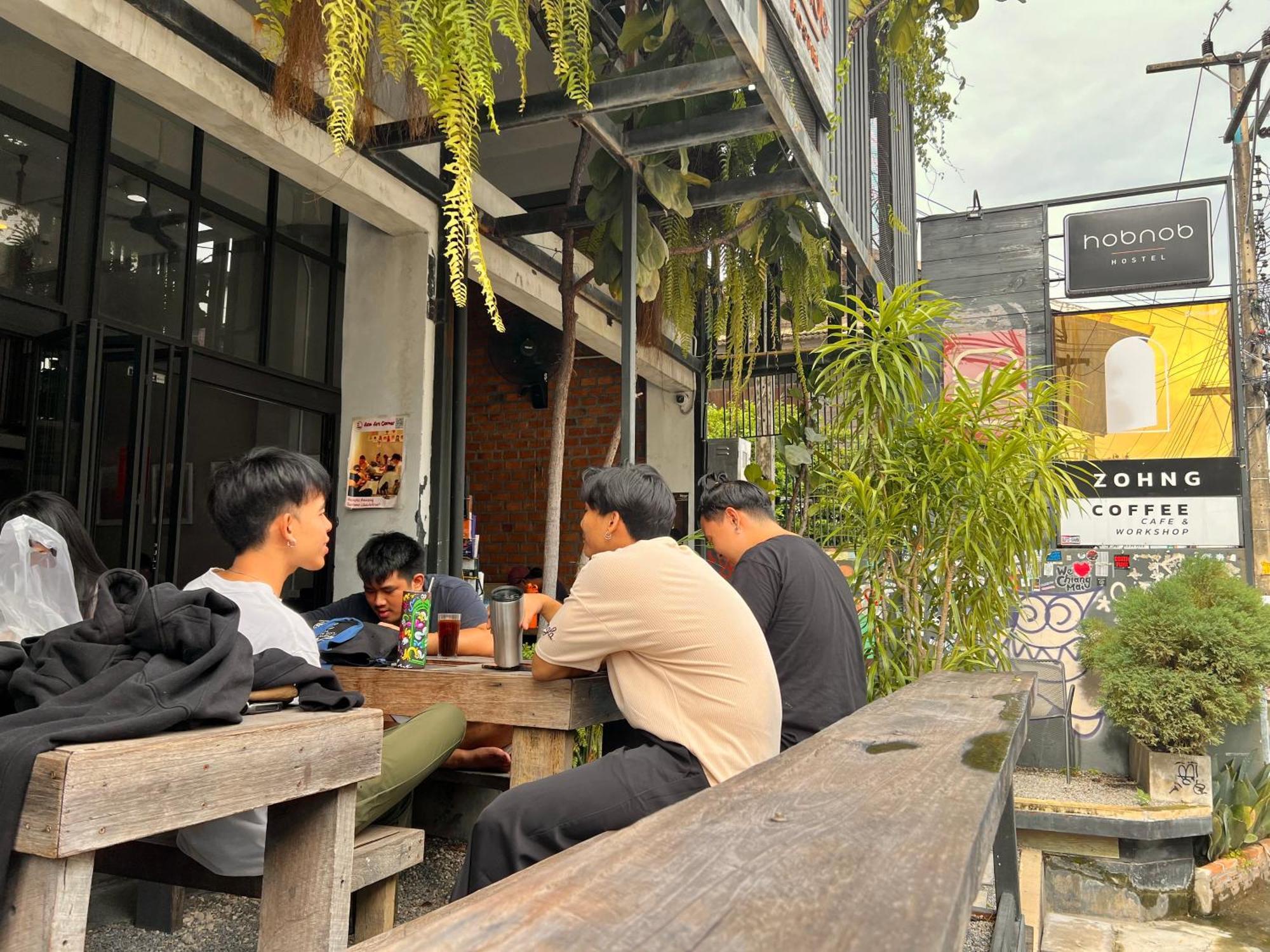 Hobnob Hostel (Adults Only) - Chiang Mai — Photos 3